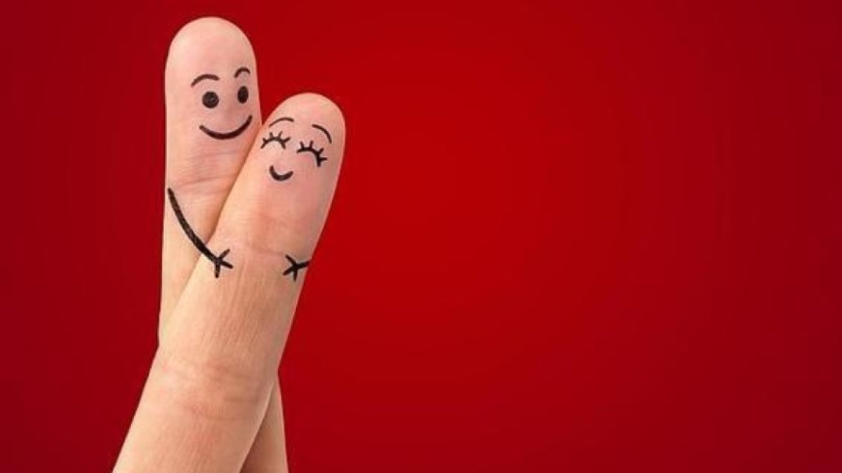 Las imágenes del amor proliferaron durante el día de ayer