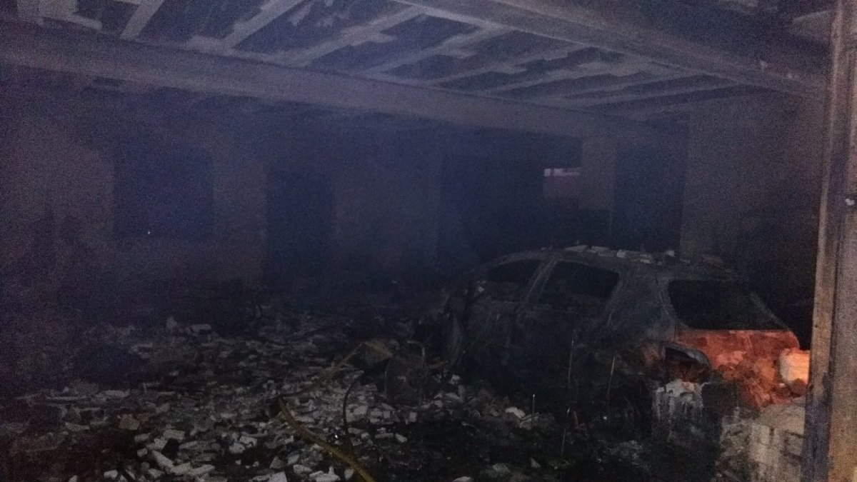 Sótano de la vivienda en el que se ha originado el incendio.