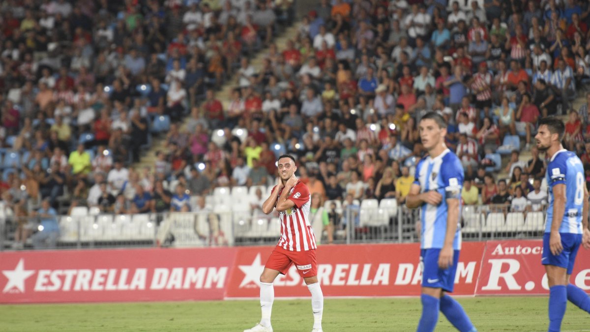 Aguza en el Almería-Málaga.