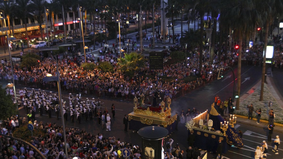 El Encuentro, uno de los momentos más tradicionales de la Semana Santa almeriense.