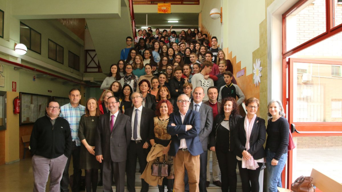 Profesores y alumnos del IES Alborán