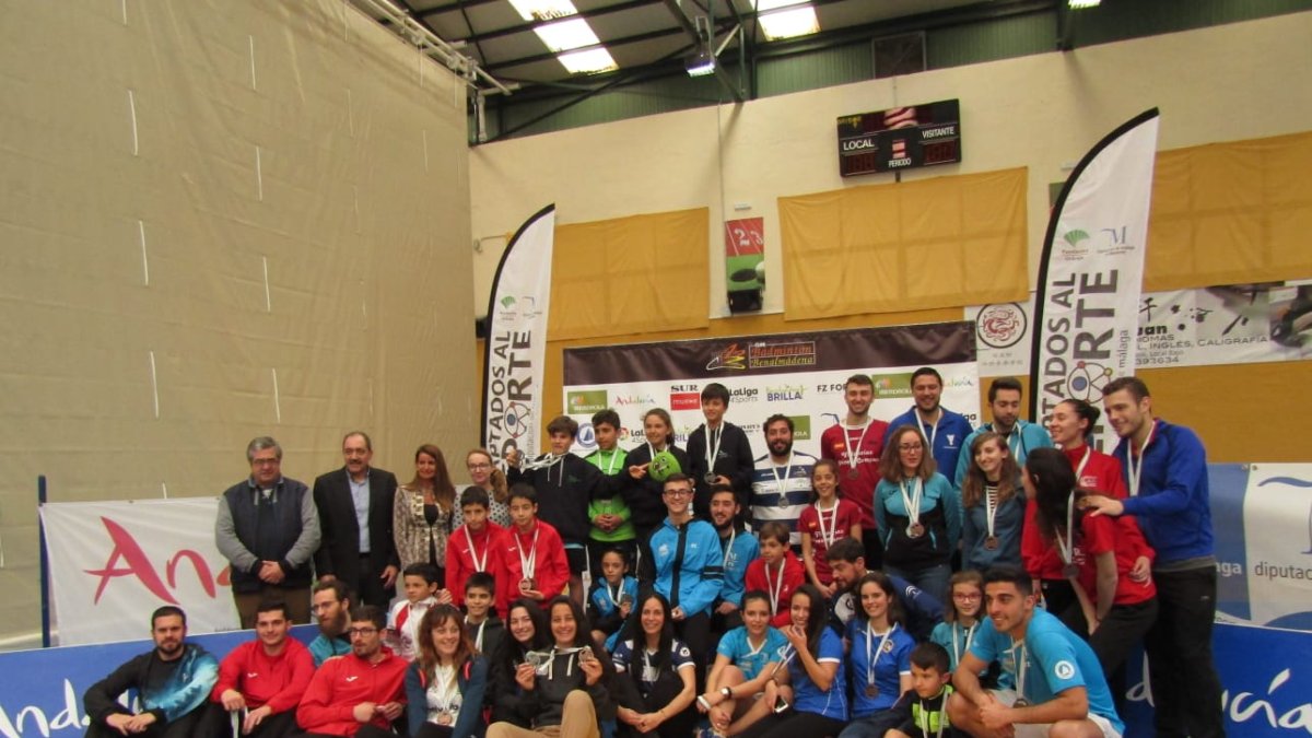 Jugadores/as del Mercapinturas Almería que participaron en el Andaluz.