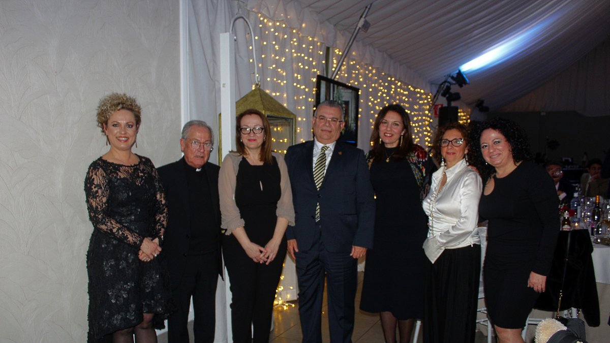 Carmen Villanueva, Juan Torrecillas, Antonia Sánchez Villanueva, José Luis Cantón, Magdalena Cantero, Juana Rivas y Mª del Mar Ayala.