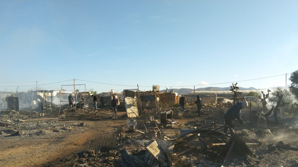 Restos del incendio en Los Nietos en diciembre.