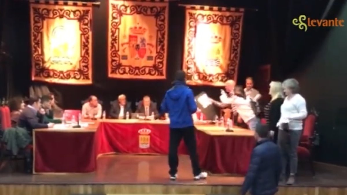 Captura de la emisión del polémico Pleno de 2018.