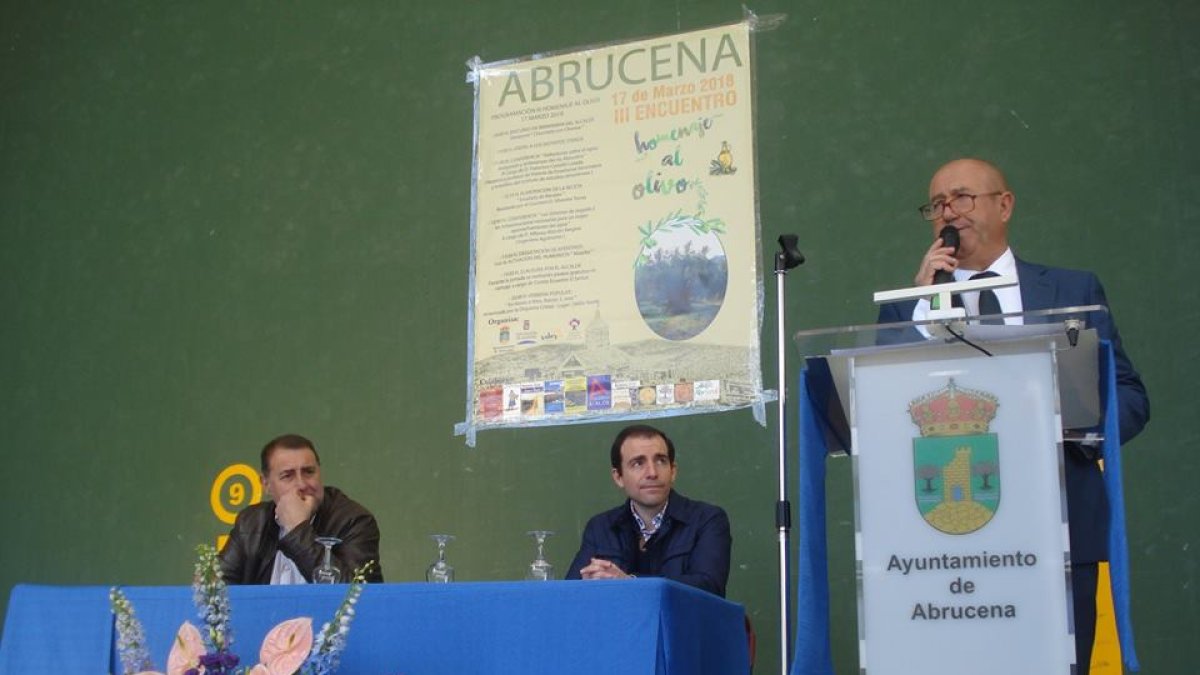 El alcalde, Antonio Torres, durante su intervención la edición pasada.
