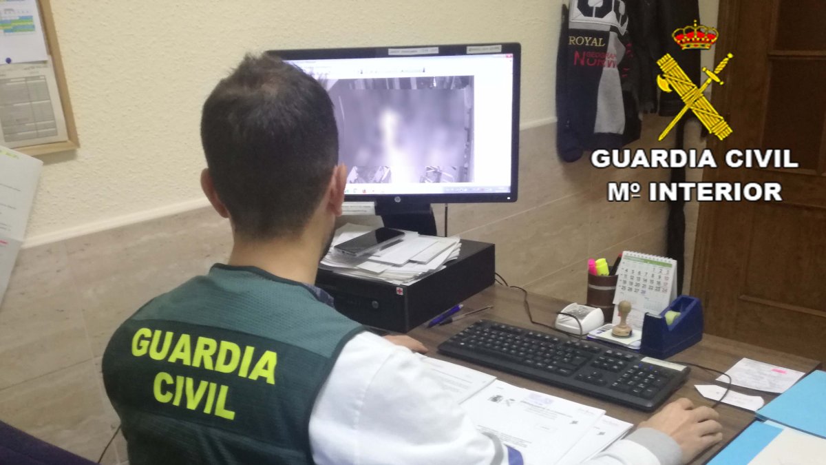 La Guardia Civil accedió a las imágenes de la cámara de seguridad.