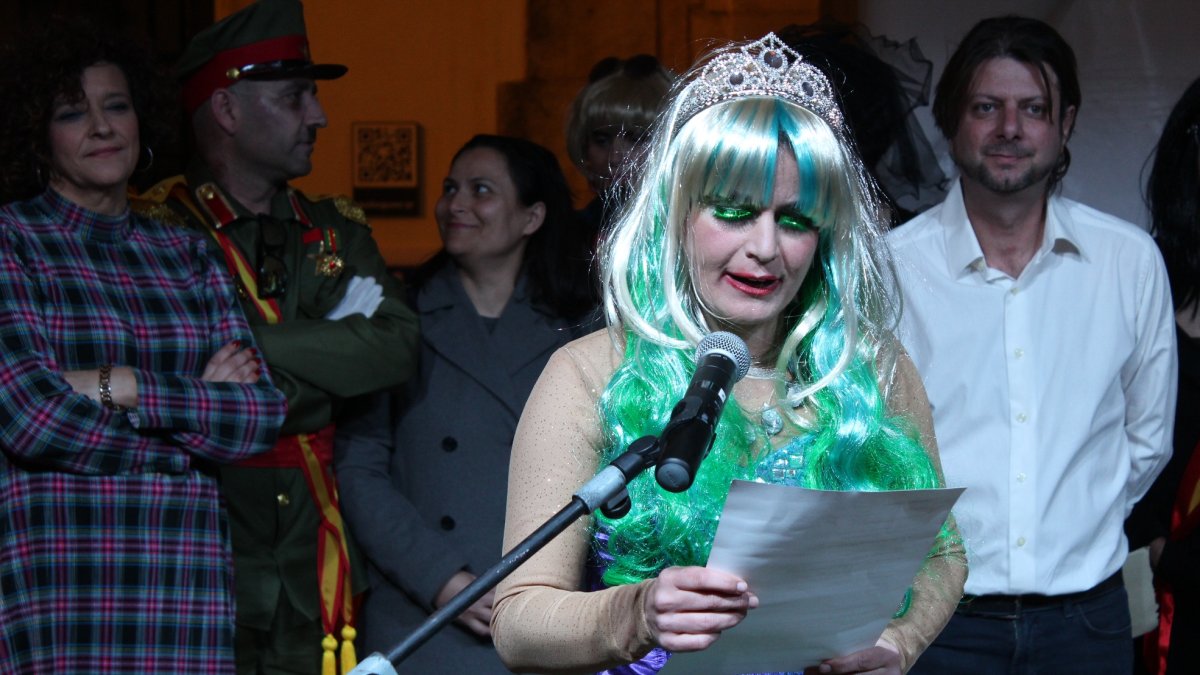 Mari Carmen vestida de Sirenita para dar el pregón de Carnaval. Foto: Ricardo Alba