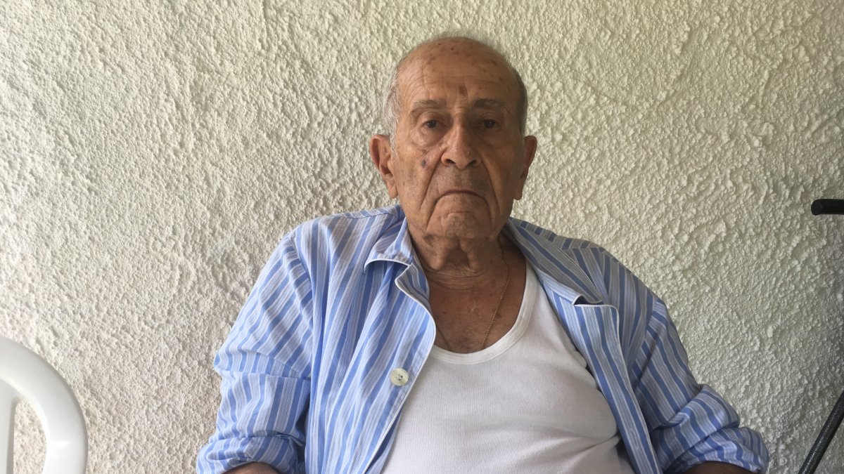 Don manuel cervantes, hace unos pocos meses, en su casa de Puerto Rey, donde disfrutaba de los veranos.