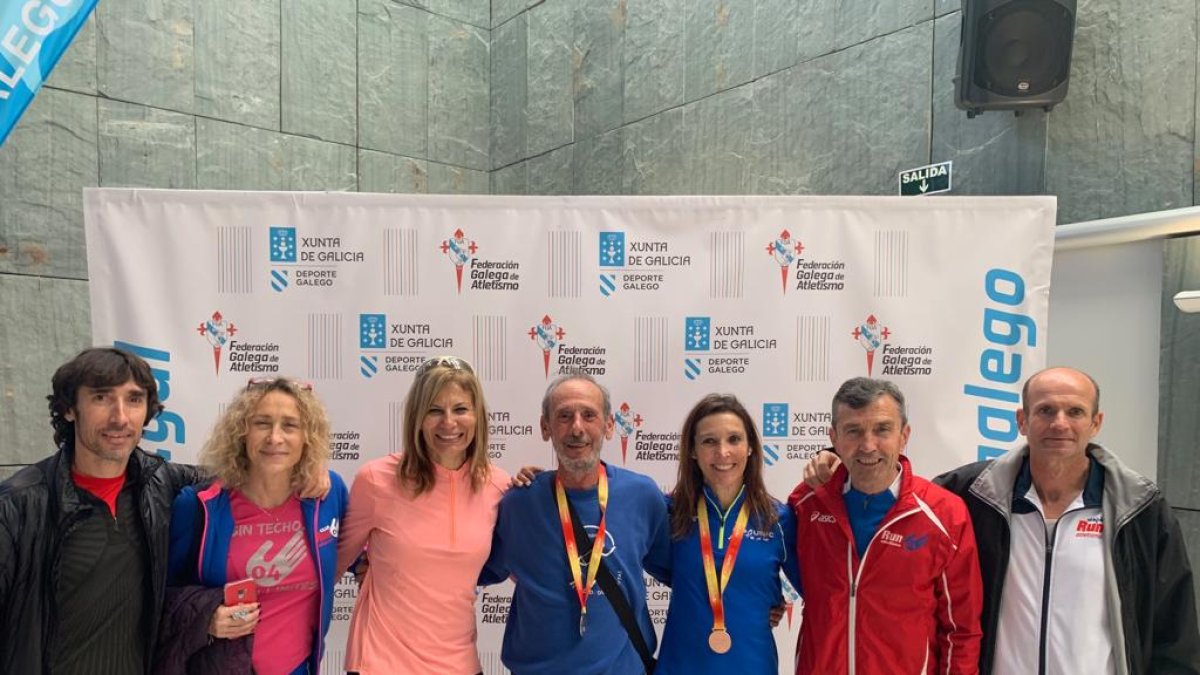 Foto de familia con los representantes almerienses.