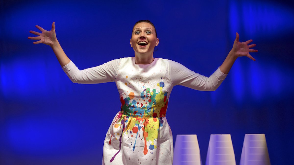 La malagueña Susana Almahano presenta Colores.