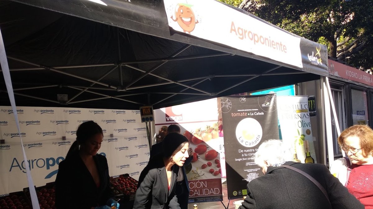 Stand de Agroponiente en el Paseo de Almería