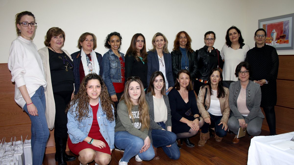 Reunión de las participantes en la actividad.