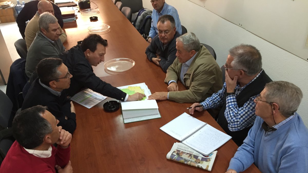 Reunión en Motril de regantes almerienses y granadinos