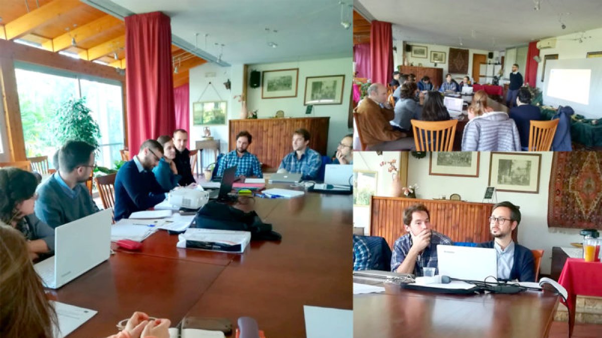 Encuentro de los organizadores.