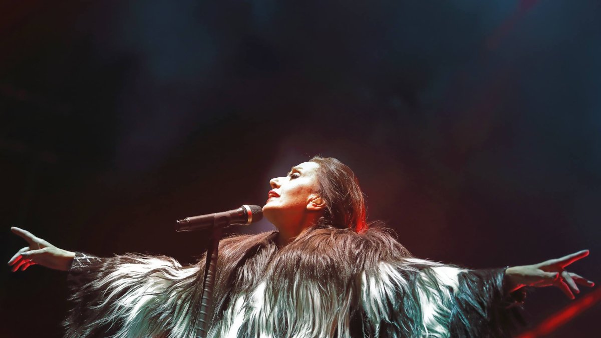 Luz Casal llega mañana al Auditorio de Roquetas de Mar.