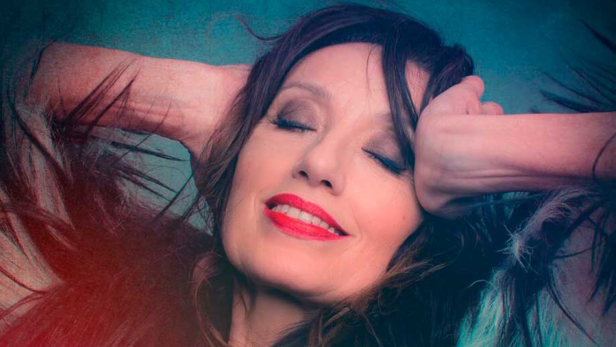 Luz Casal presenta en Roquetas su nuevo disco.