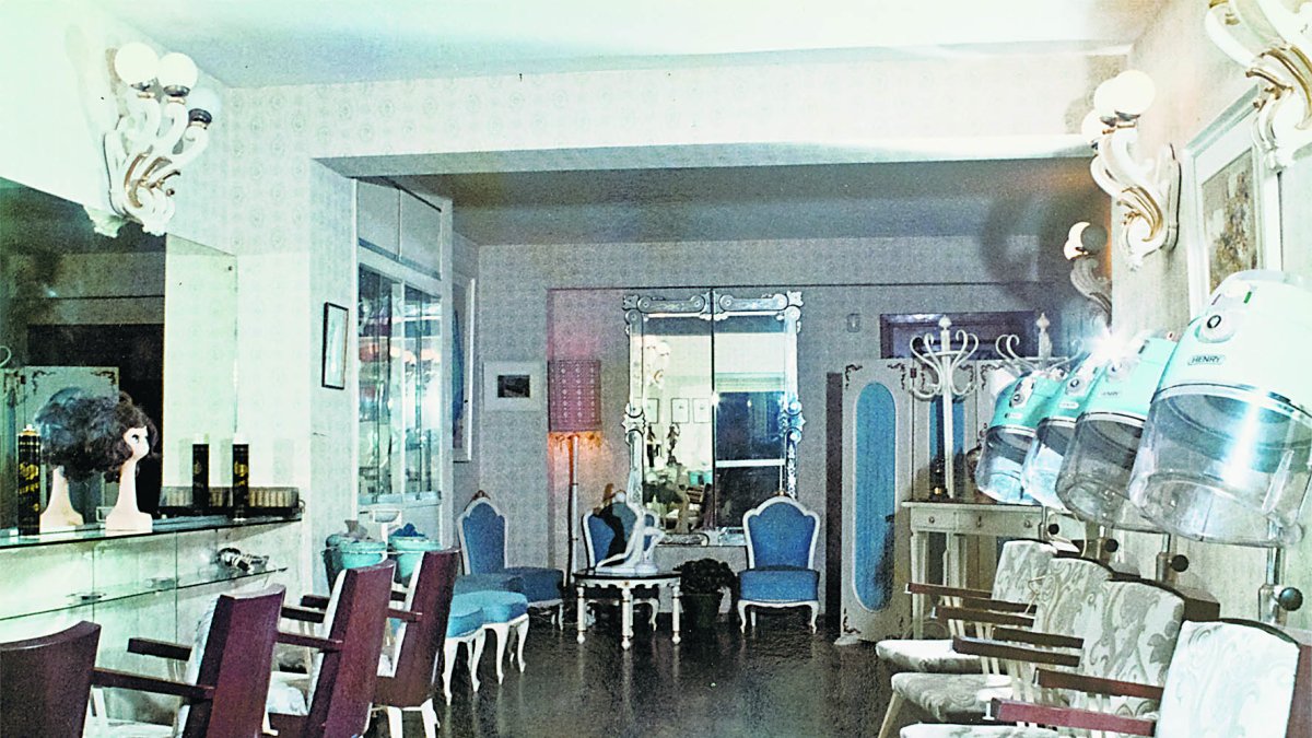 Antonio Díaz montó un elegante salón de peluquería en 1968 en el edificio Géminis del Paseo.