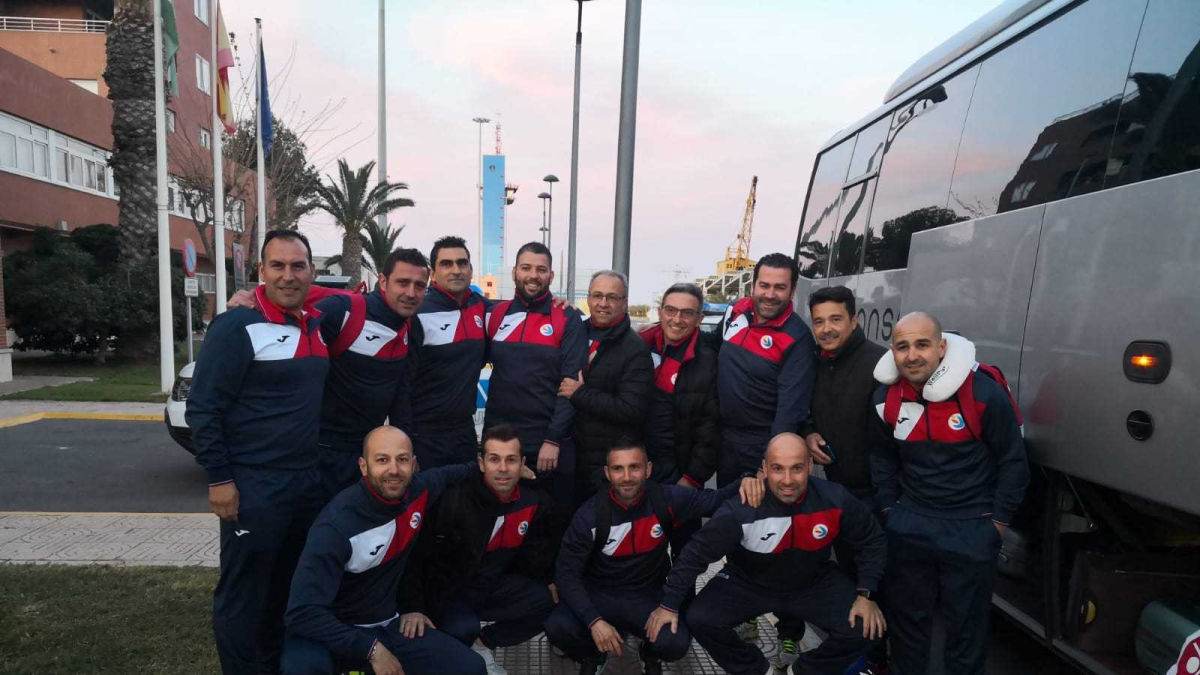 Los almerienses posaron antes de la salida.