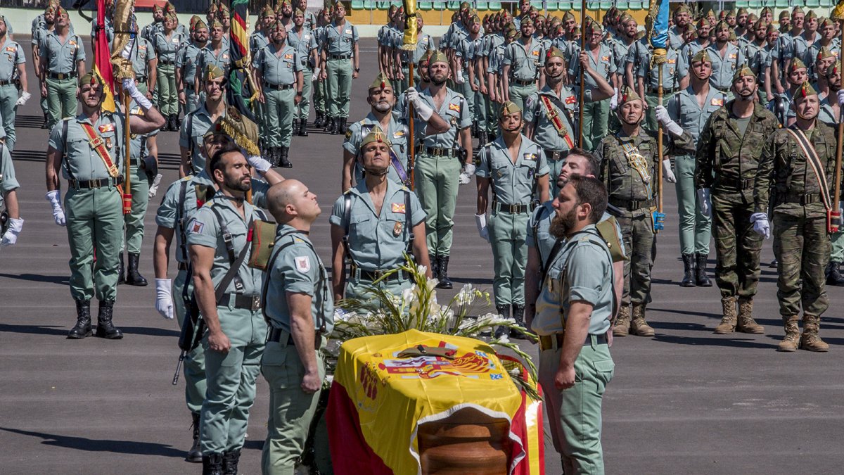 Funeral en la base de Viator