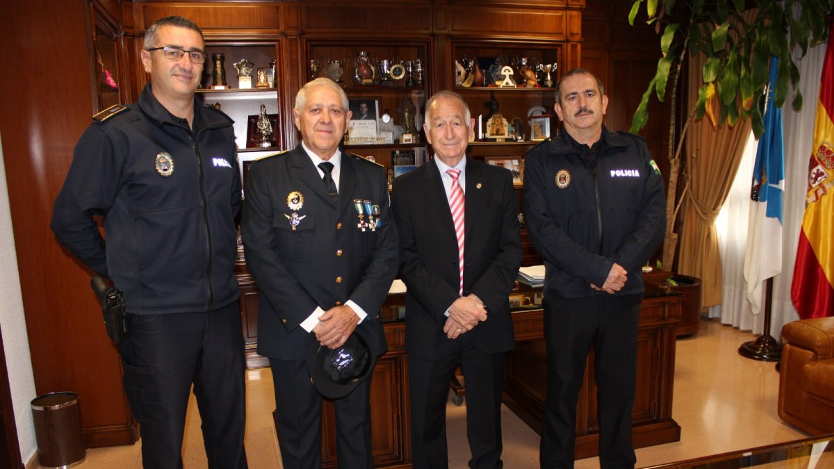 Despedida del subinspector de la Policía Local Manuel Rabaneda.