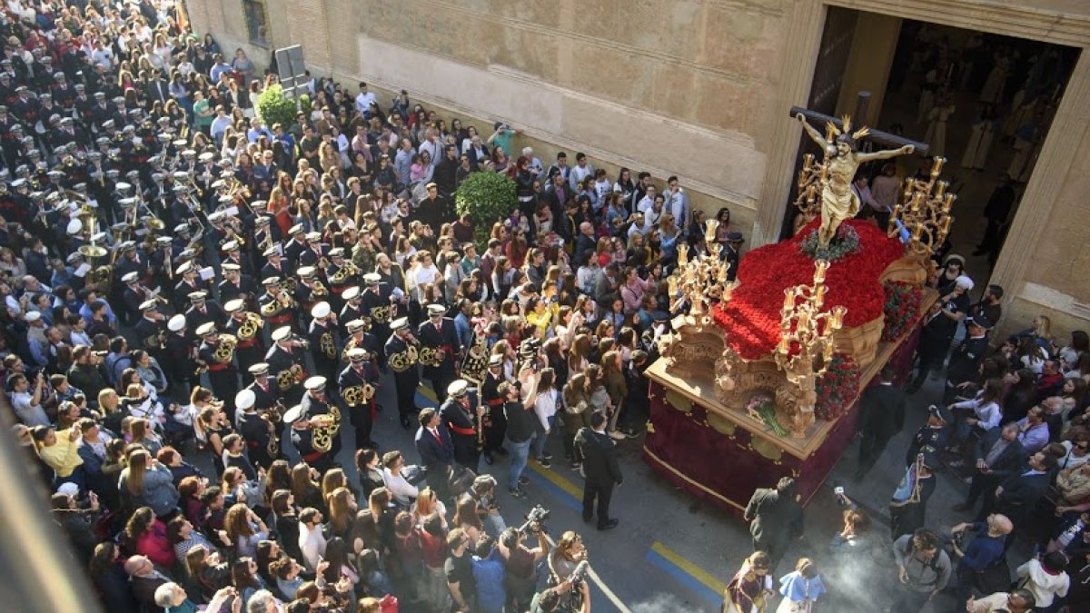 El Cristo del Amor, en el inicio de su recorrido por Almería en 2017.