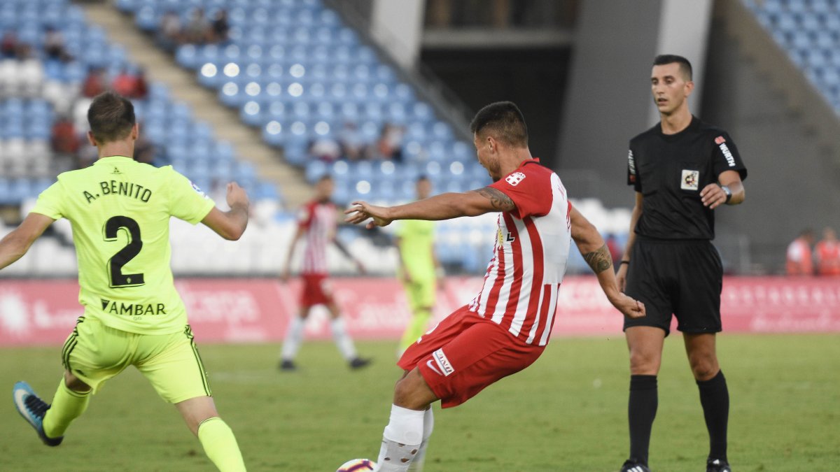 Areces Franco en el Almería-Zaragoza.