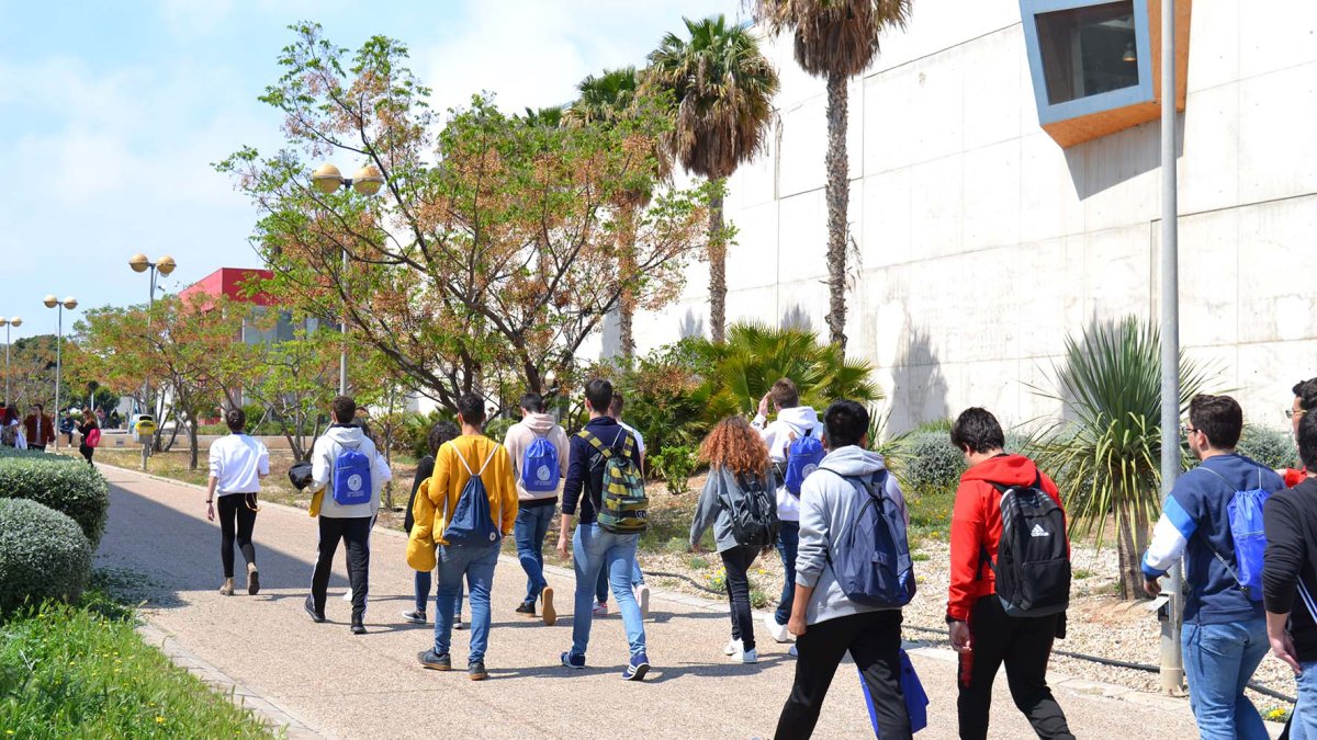 Más de 4.000 estudiantes han pasado hasta ahora por las jornadas de orientación.