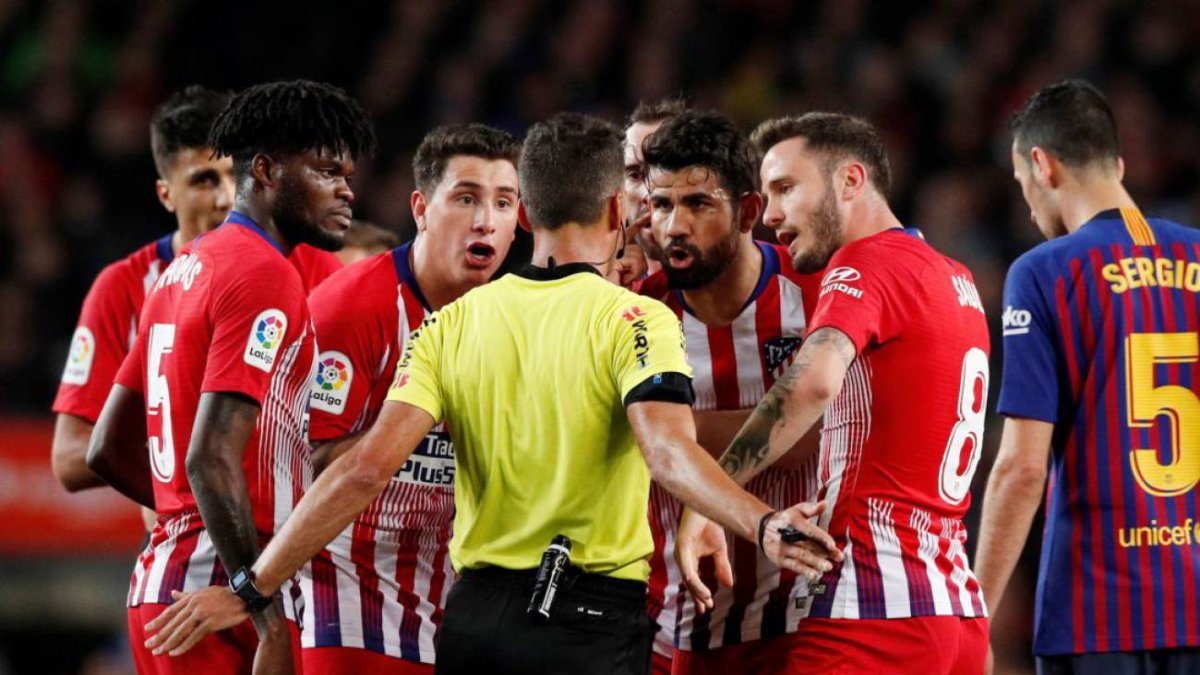Momento de la expulsión del jugador.