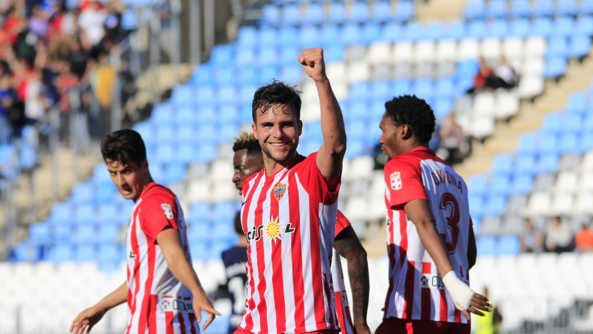 Grande Álvaro Giménez.