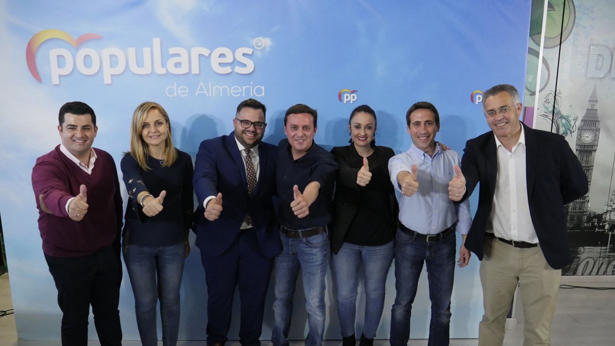 El candidato del PP durante su presentación.
