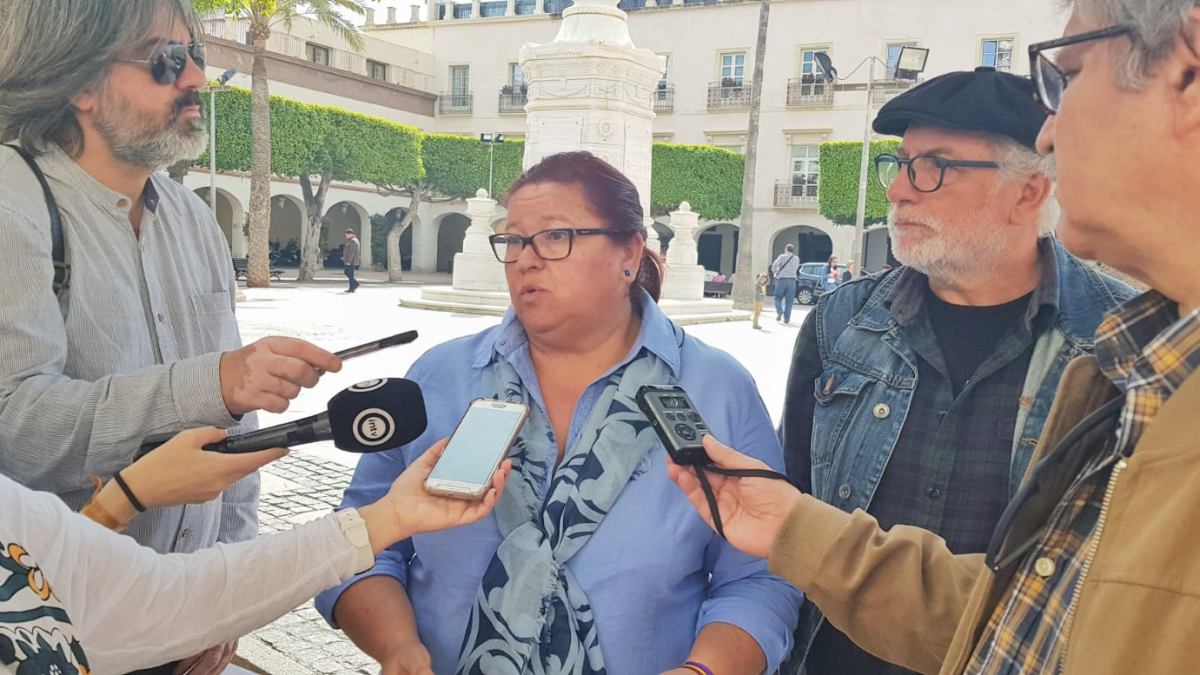 Amalia Román (IU) ha explicado esta mañana el trámite de la denuncia.