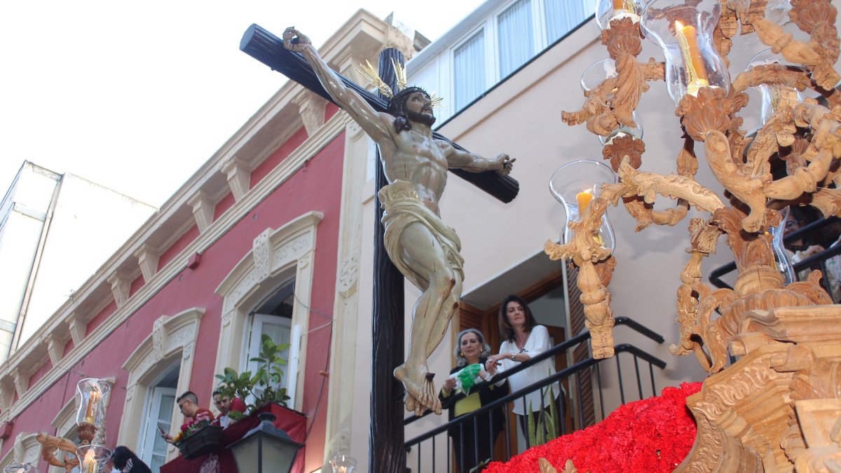 El Santísimo Cristo del Amor, imagen que da nombre a la Cofradía, realizada por Jesús de Perceval.