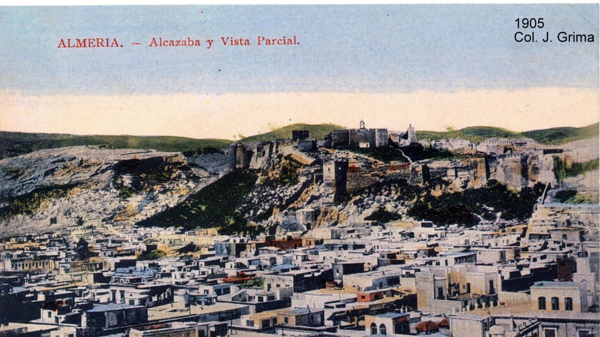 Imagen de la Alcazaba a comienzos del siglo XX.