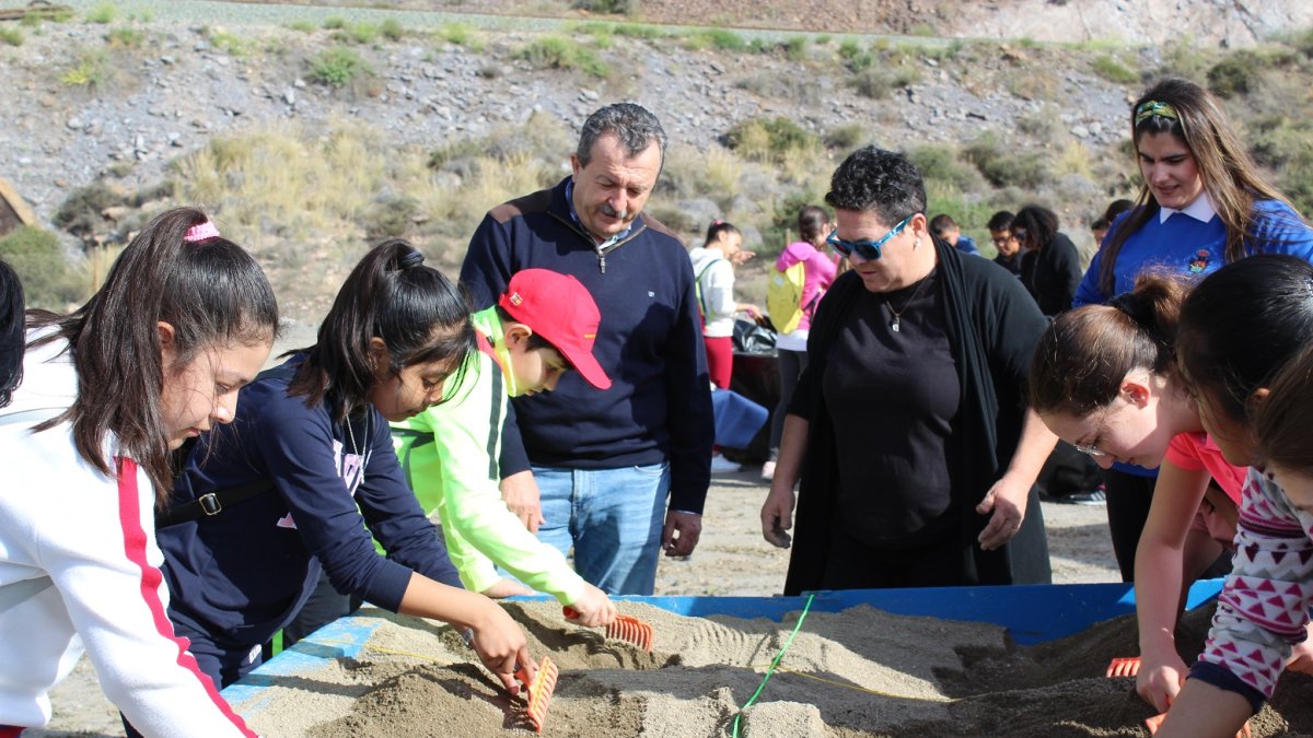 Escolares pupileños participando en las actividades.