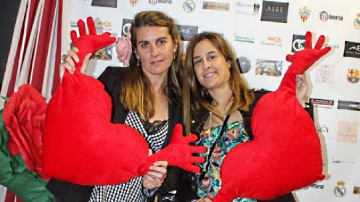 Cristina Sánchez Maldonado y Ana Maldonado en el I Cóctel Solidario.
