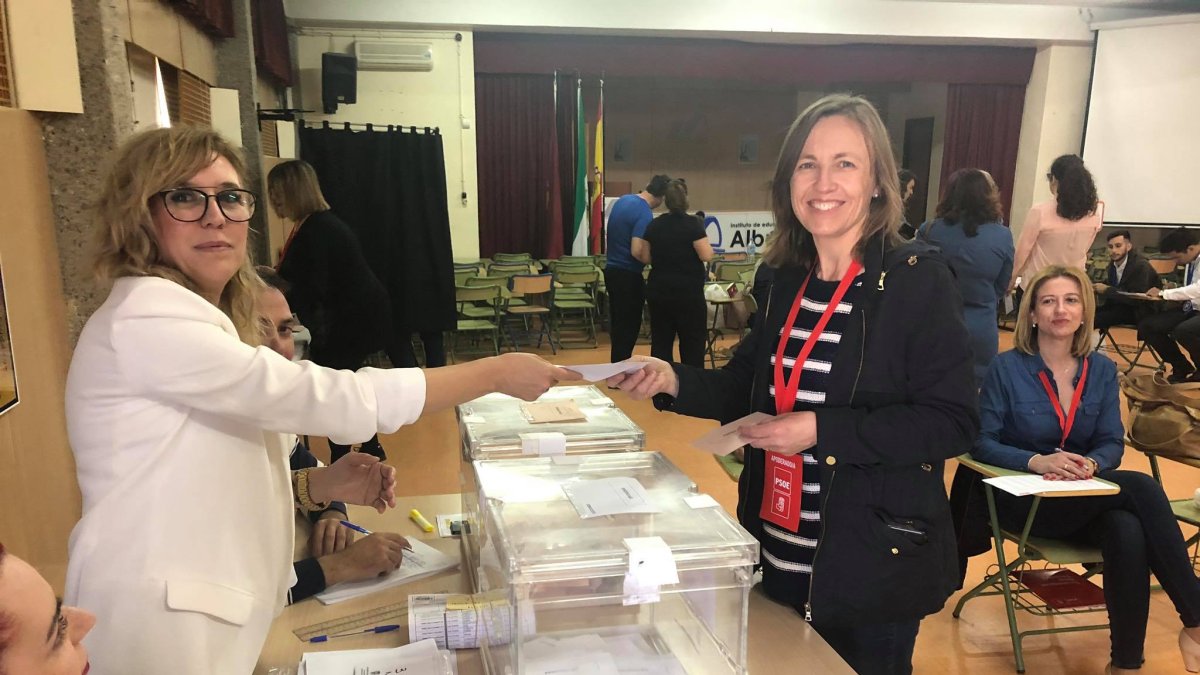 La candidata socialista de Huércal-Overa, Francisca Fernández, ayer. Foto: Pepe Alonso