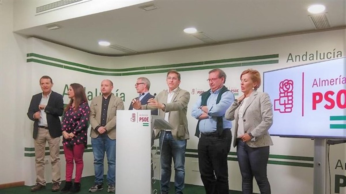 Comparecencia de los socialistas almerienses.