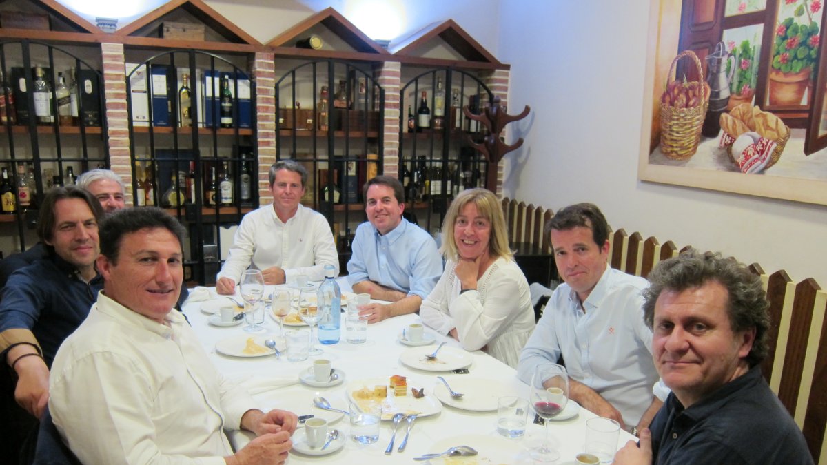 Un momento del encuentro celebrado entre Grupocopsa y aparejadores de Almería.