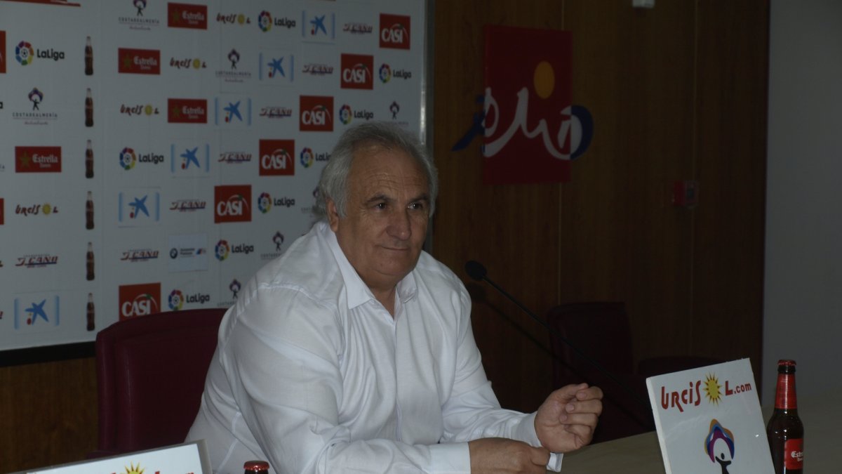 Alfonso García afronta el diseño de un nuevo Almería.