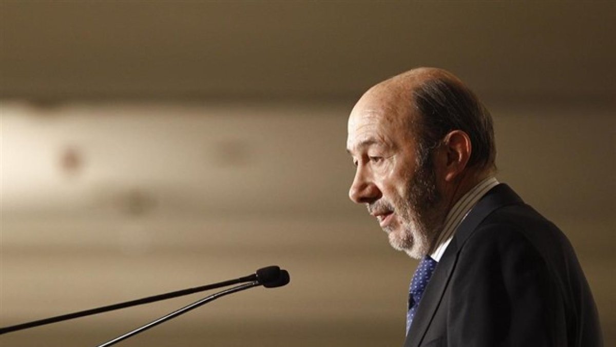 Luto oficial por la muerte de Pérez Rubalcaba.