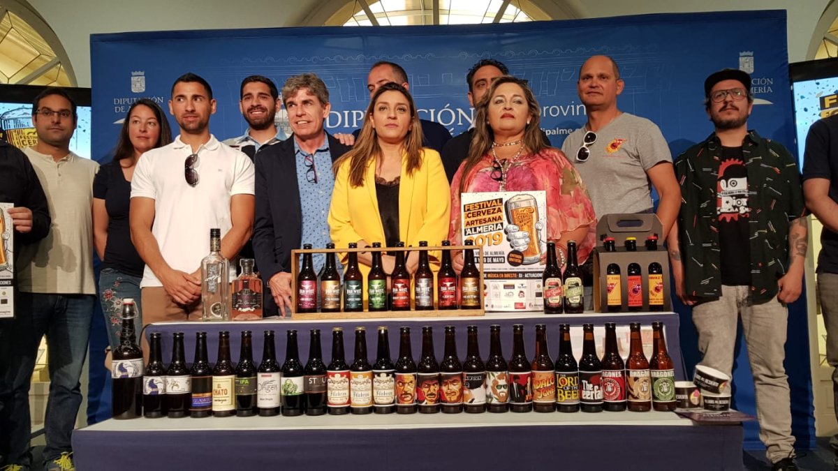 Acto de presentación de la V Feria de la Cerveza Artesana de Almería.