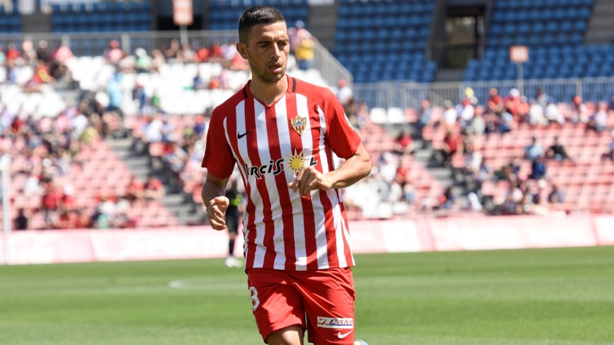 Rocha fue titular en el Almería-Elche.