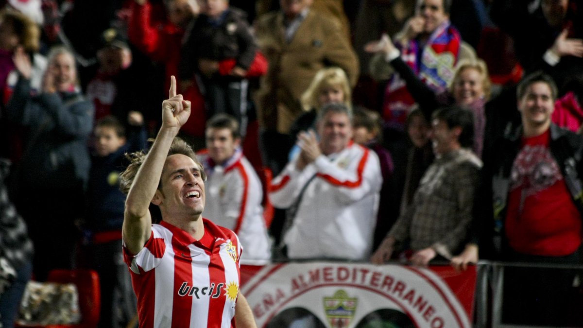 Corona celebrando su gol ante el Sabadell en 2013.