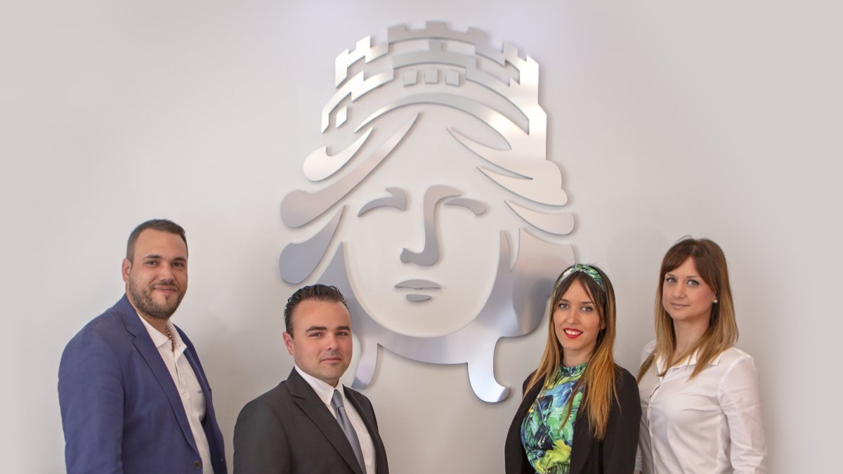 El equipo de profesionales de Grupo Cibeles.
