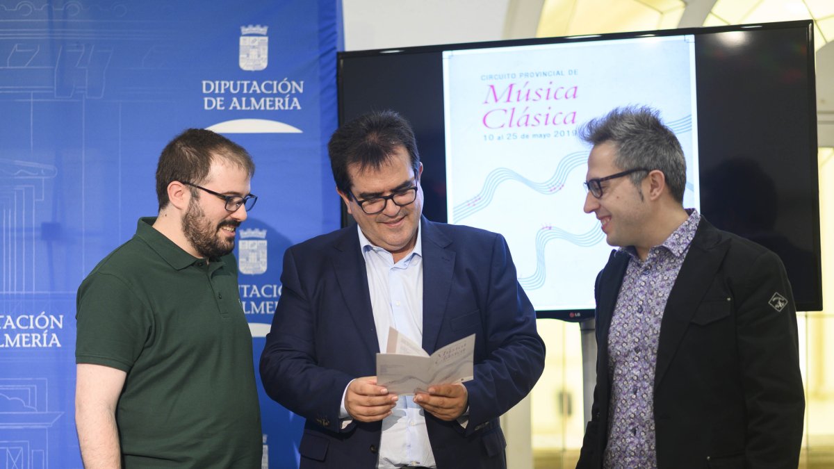 El diputado Antonio J. Rodríguez, en la presentación del Circuito.