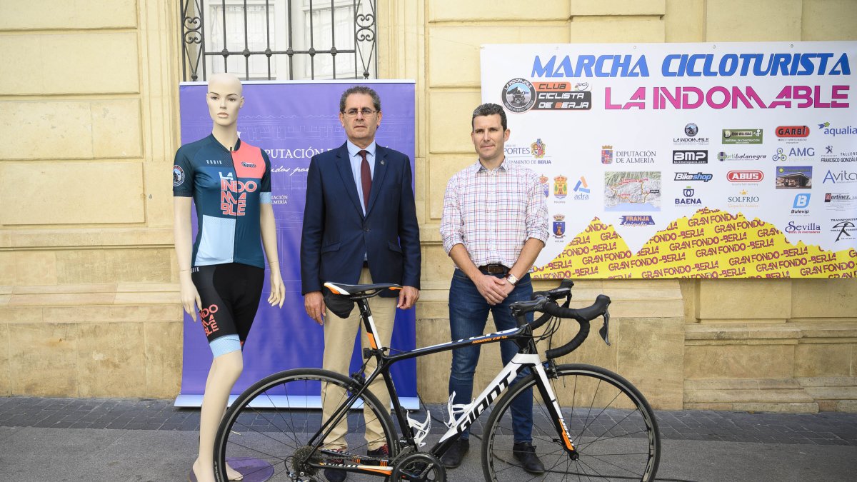 Puesta de largo de una gran aventura ciclista.