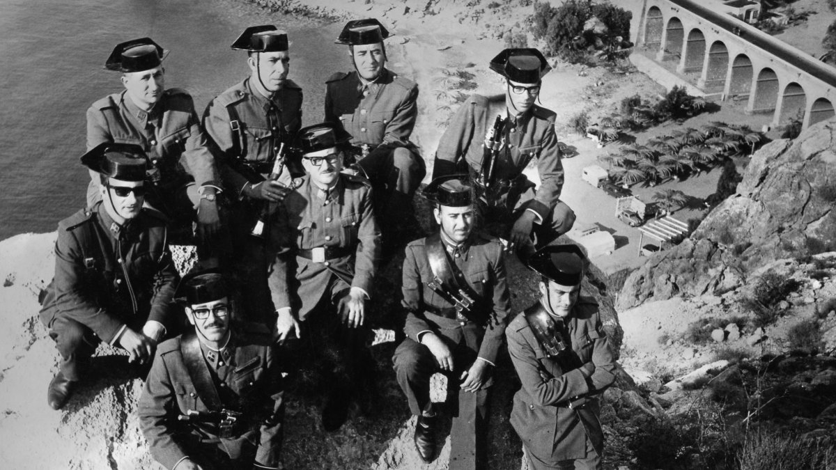 La playa de la Garrofa fue elegida en octubre de 1965 para celebrar la santa misa de la Virgen del Pilar.