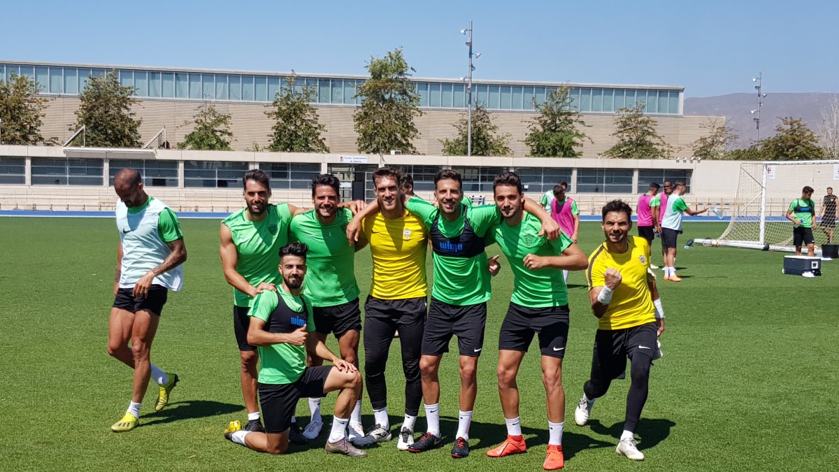 El equipo ganador en el entrenamiento de este miércoles.