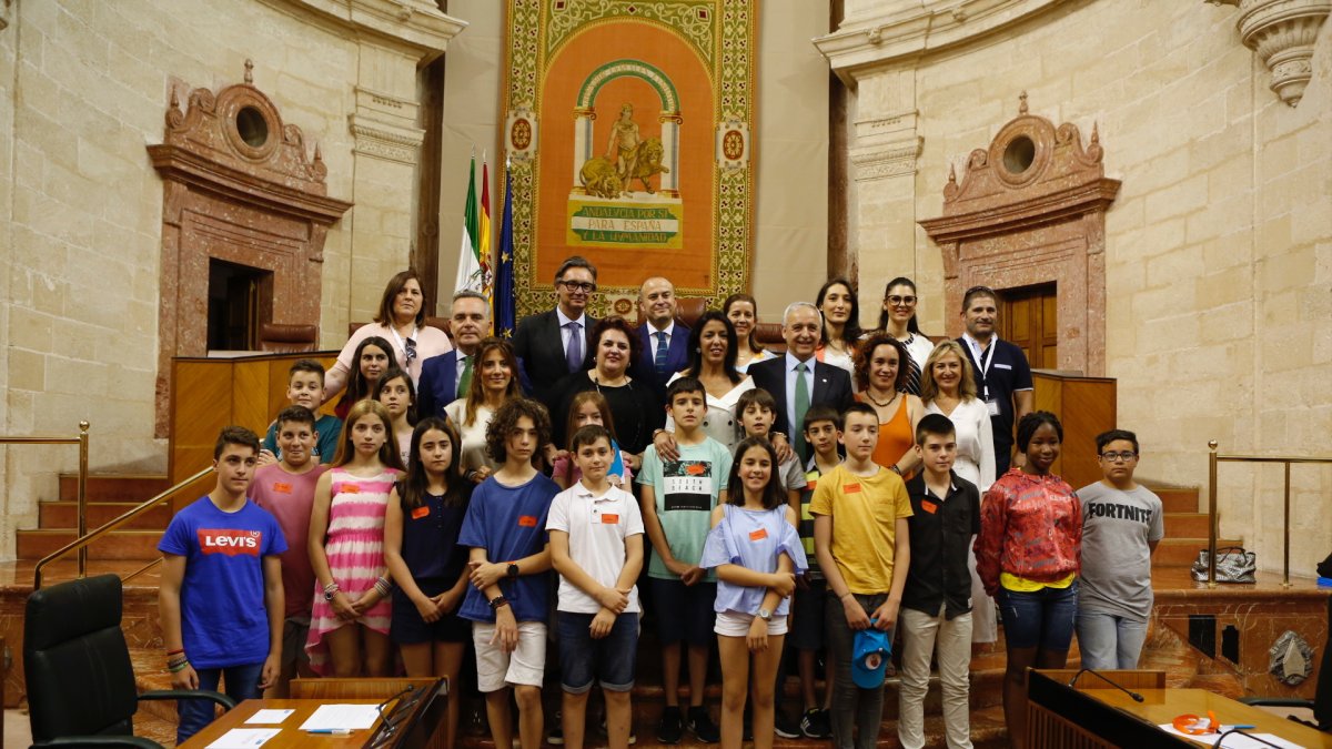 Delegación almeriense del Miguel Zubeldia de Serón en el Parlamento andaluz.